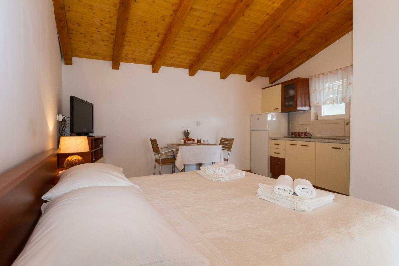Beach Apartment M & B Poljana  Екстериор снимка